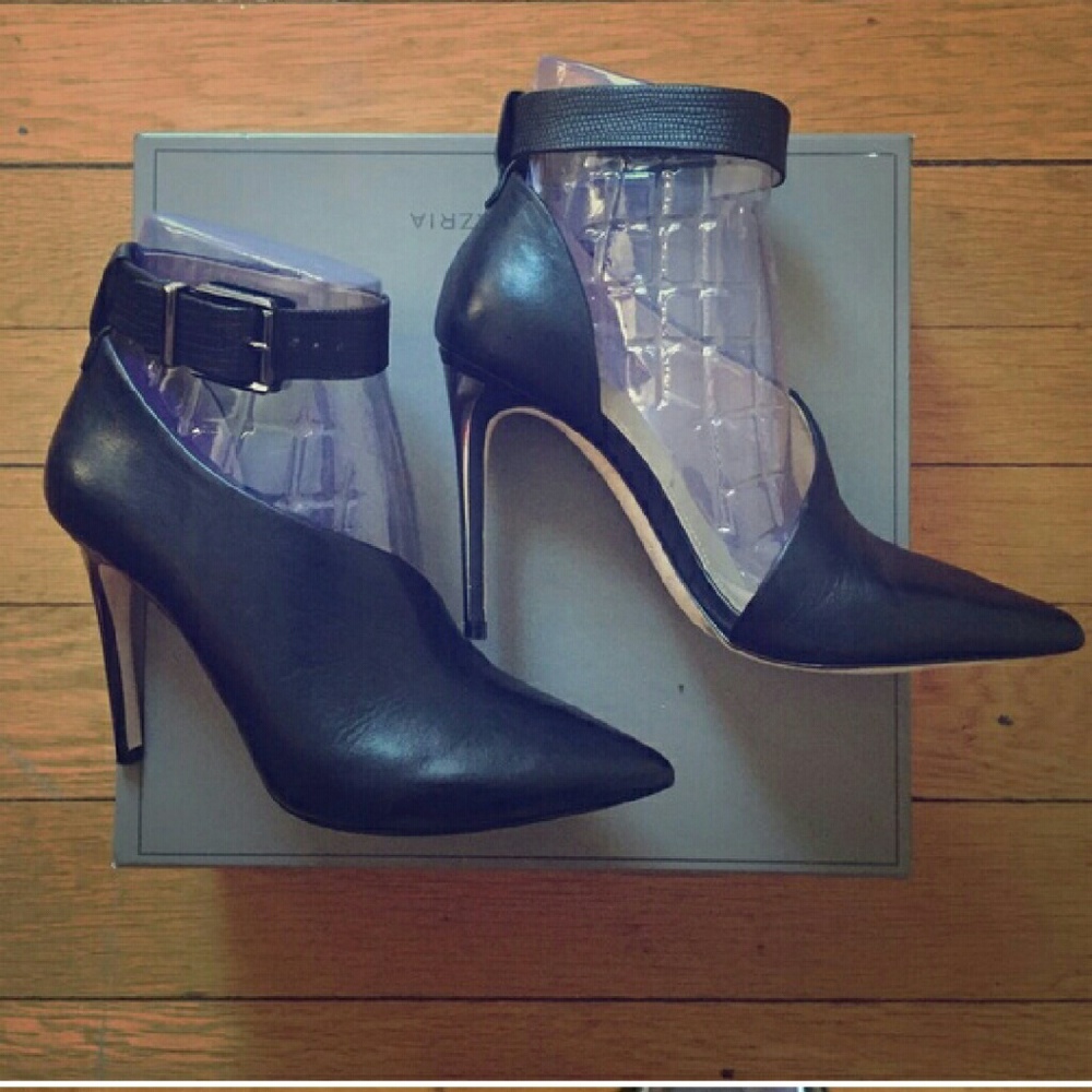 BCBGMaxaria Aced Leather Half